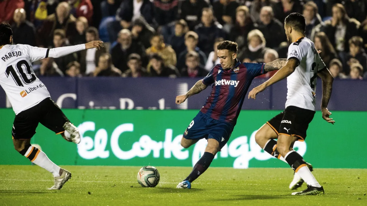 Nhận định điểm nóng sân cỏ Levante vs Valencia